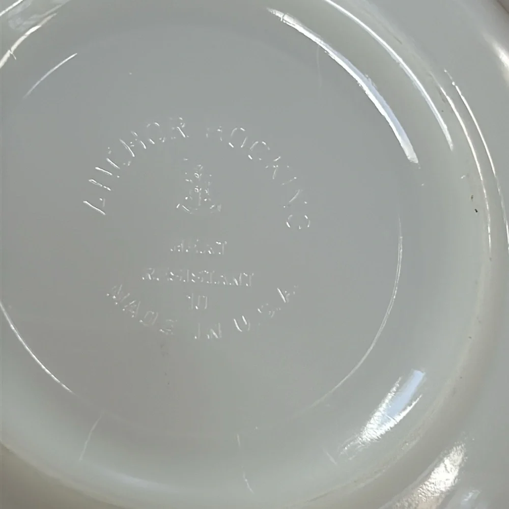 Anchor Hocking white swirl pattern serving bowl with gold trim. Vintage.